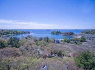 21 University Ln, Manchester, MA 01944