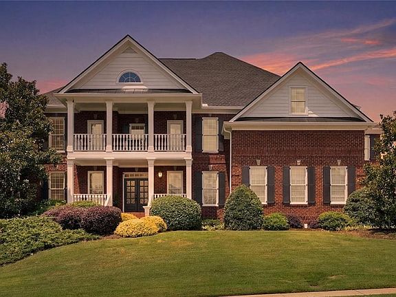 2nd image of 2271 Hunters Green Dr