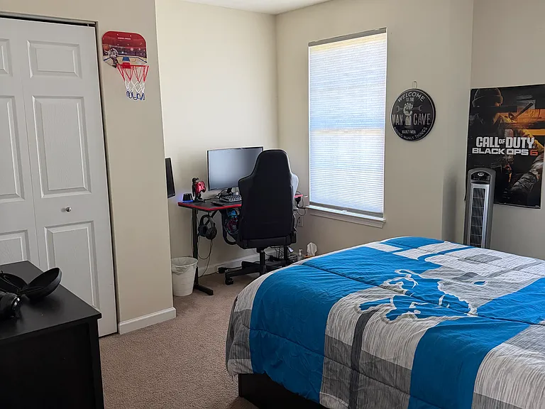 122 Broadstone Dr — Photo 14