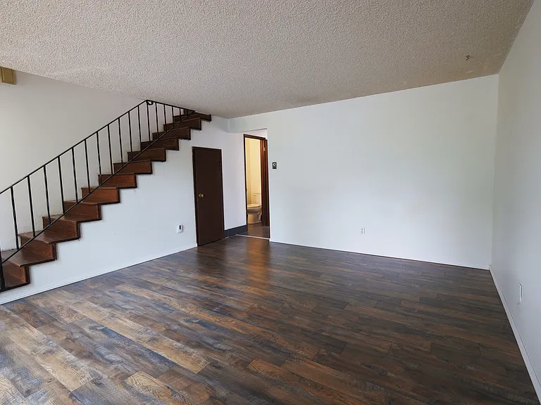 7407 212th St SW — Photo 9