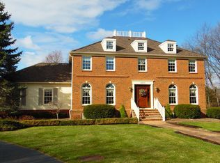 6629 Park Valley Dr, Clarkston, MI 48348