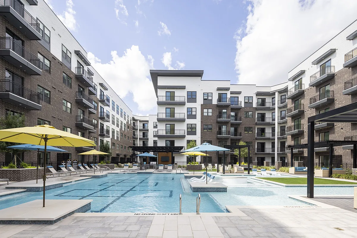Building Photo - Emeline Heights