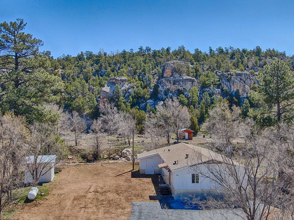 1st image of 1843 E Crandell
