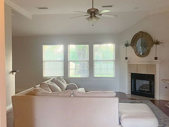 4th image of 1377 N Shetland Dr