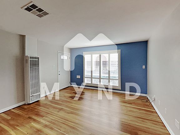 3rd image of 833 52nd St