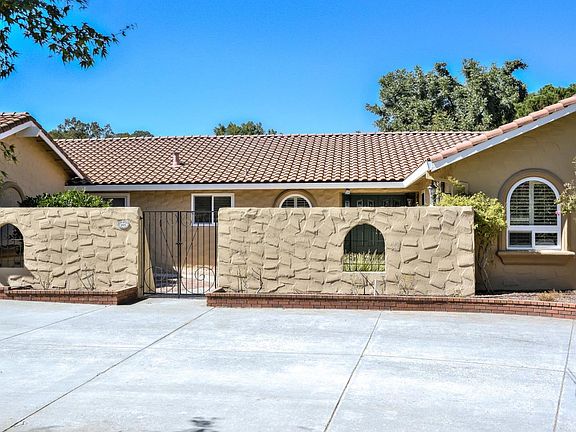 4th image of 2125 Green Acres Ln