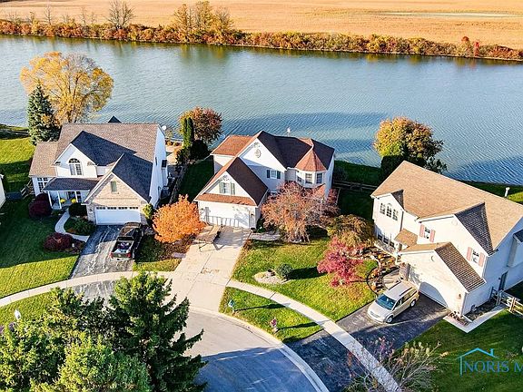 3rd image of 7142 E Lake Ct