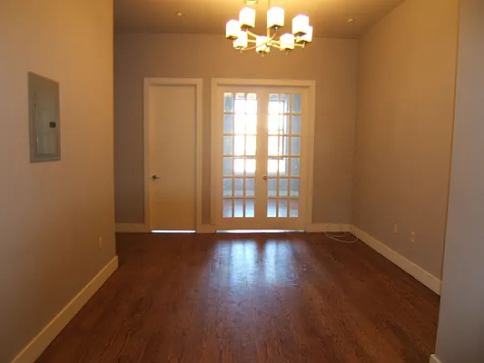 Rented by Joel Weisz, LREB | media 69