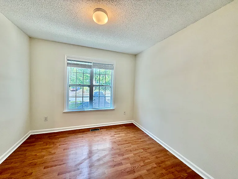 141 Creek Commons Ave — Photo 8