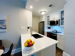 105 W Oglethorpe Ave #405, Savannah, GA 31401