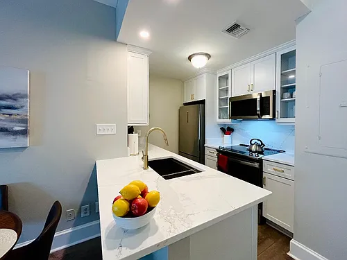 105 W Oglethorpe Ave #405 Photo 1
