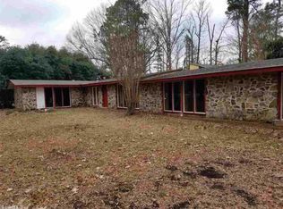 7 Longmeadow, Pine Bluff, AR 71603