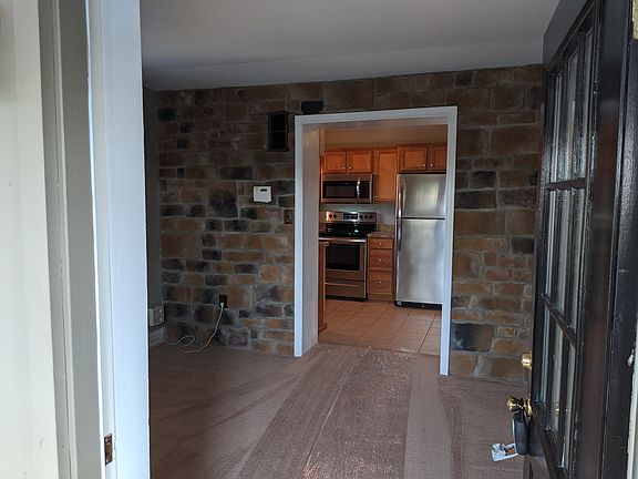 5th image of 212 E Gay St APT 2