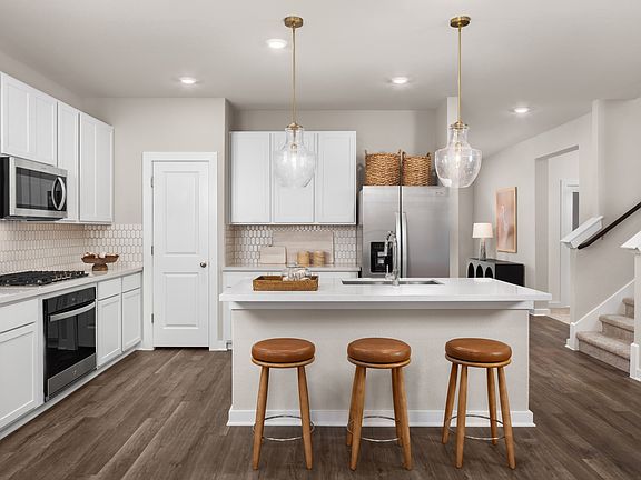 AUS_Riverbend at Double Eagle_Martin_105 Short Toed Swoop