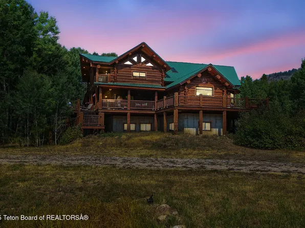 3 Forest Trl, Boulder, WY 82941