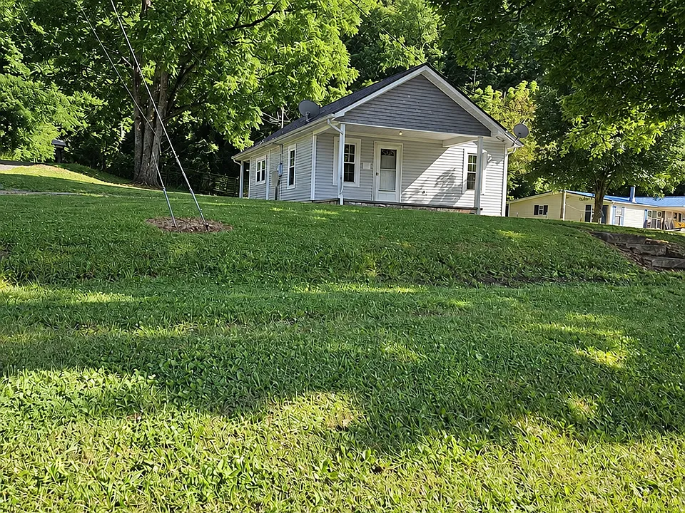 154 Mullins Dr
