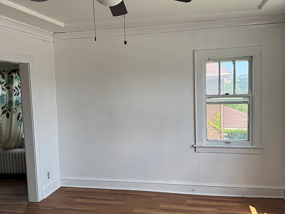 2nd image of 1118 E North Ave