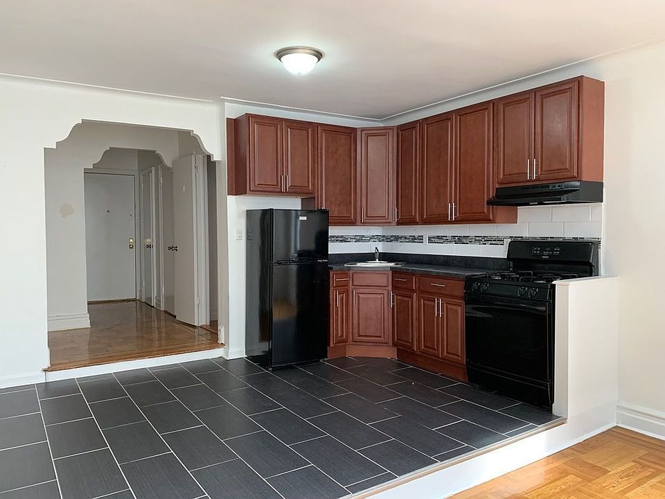 1st image of 50 E 19th St #E