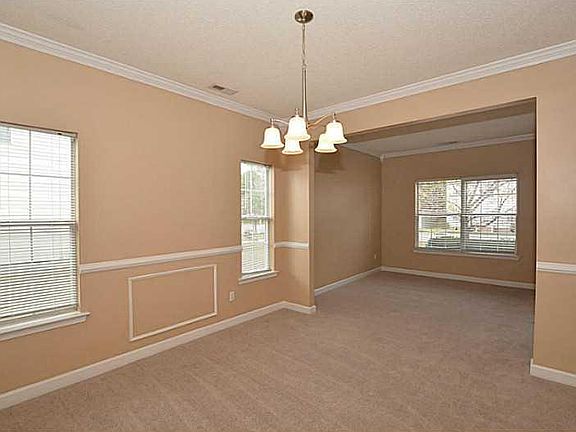 3rd image of 6027 Steeplechase Ln