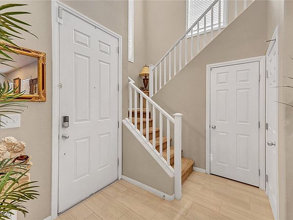 4th image of 5854 Willow Trace Ave