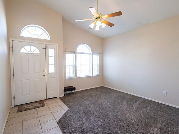 4th image of 928 Cherrycrest Dr