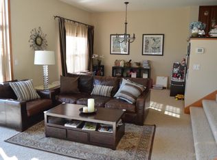 1573 Fox Hunt Way, Victoria, MN 55386