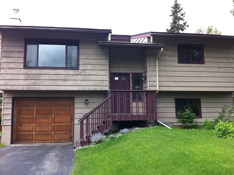 6910 Joseph St — Photo 12