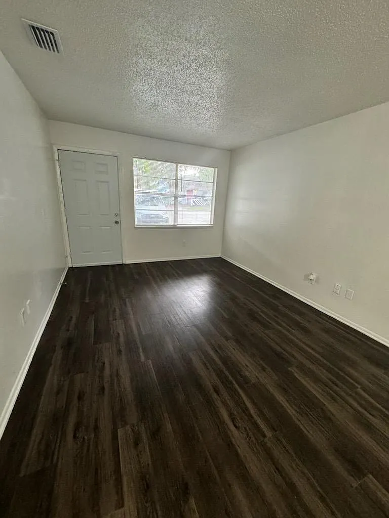 Welcome to The Channelview Condos — Photo 4