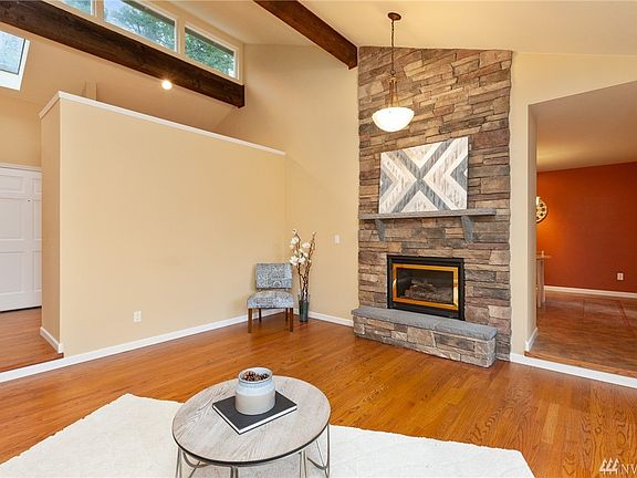 4th image of 5004 279th Ave NE
