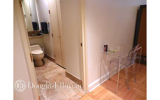 Rented by Douglas Elliman | media 26