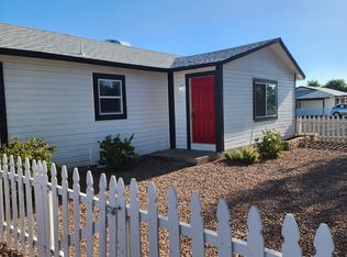 8529 W Glendale Ave, Glendale, AZ 85305