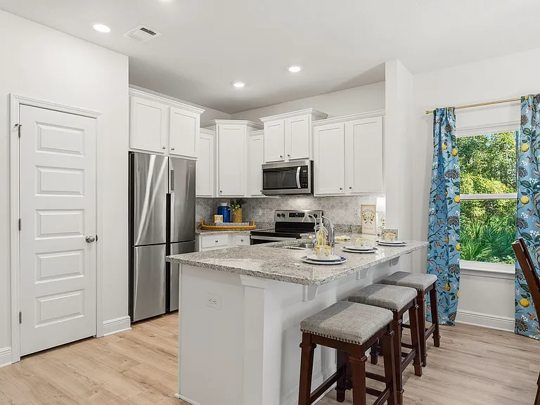 183 Sandhill Pines Dr — Photo 6