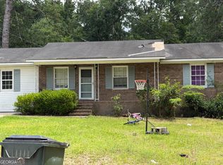 552 Colegrove Dr, Swainsboro, GA 30401
