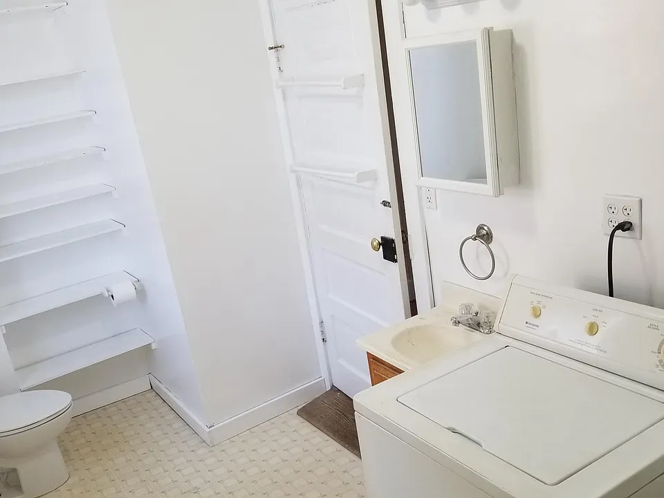 21 Elm St #2