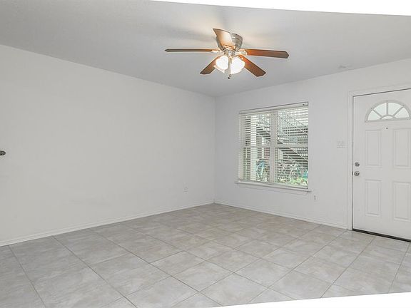 2nd image of 600 19th St #5