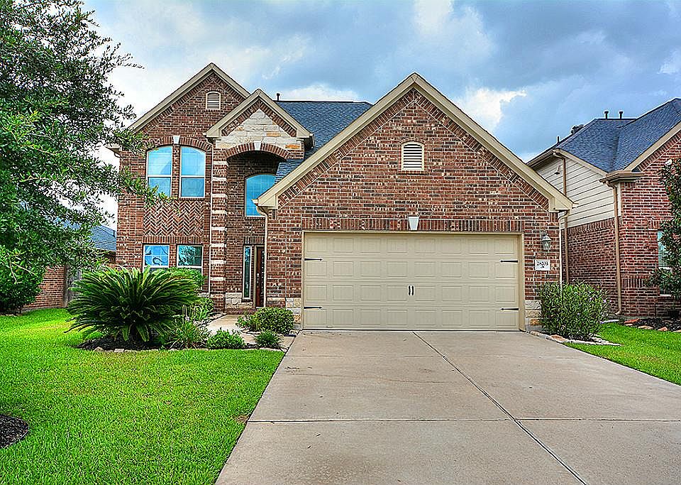 1st image of 28203 Stonestead Dr