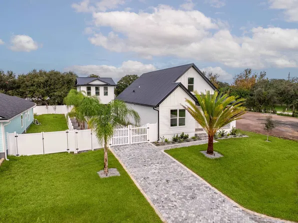 5494 3rd St, Saint Augustine, FL 32080