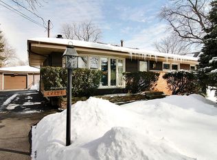 17941 Bock Rd, Lansing, IL 60438