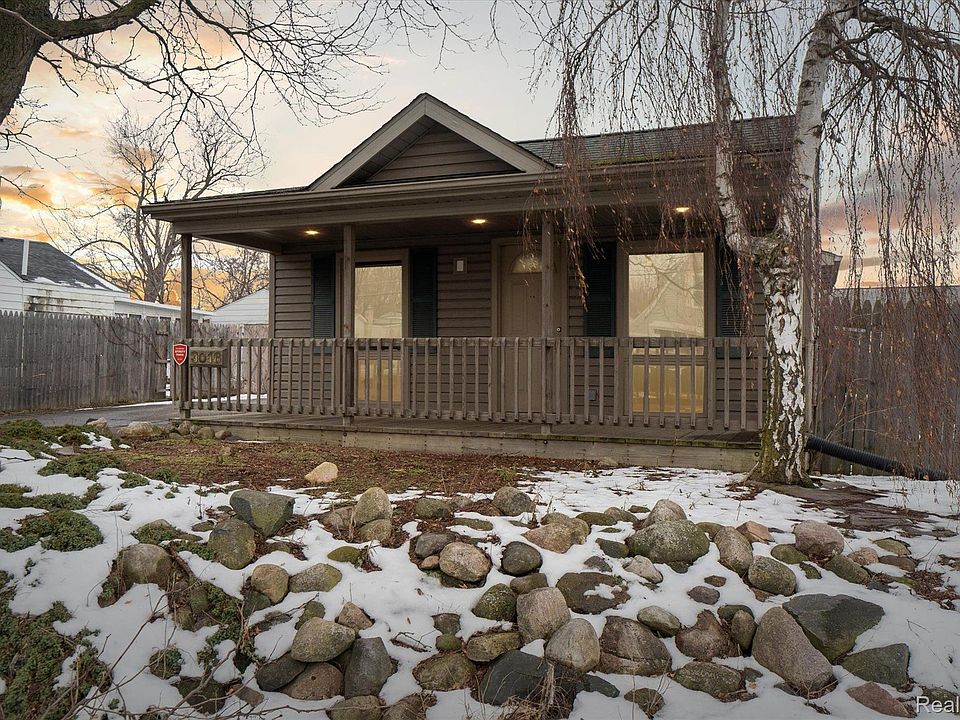 1st image of 3016 Shaw St