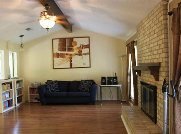 4th image of 2717 Greywood Ln