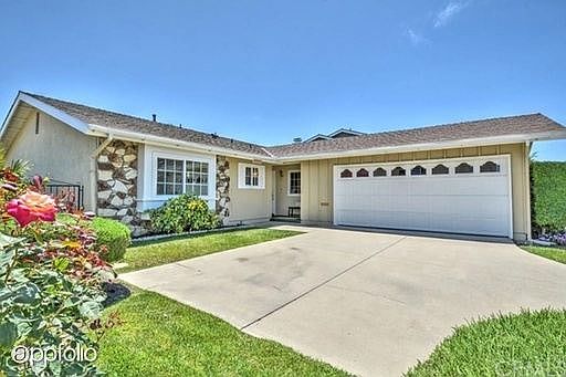 1st image of 4916 Hazelnut Ave