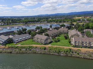 265 N Hayden Bay Dr, Portland, OR 97217
