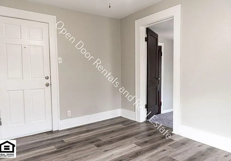 3718 S Wayne Ave #3 — Photo 9