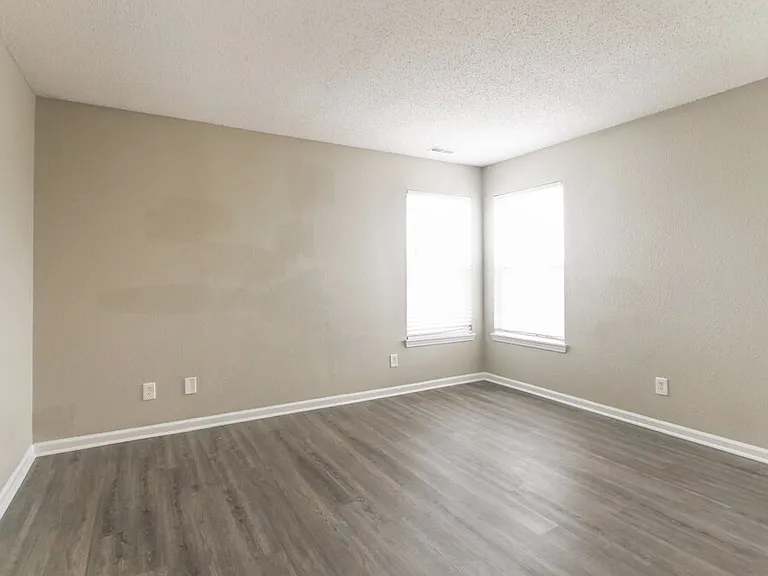607 Sweet Creek Dr — Photo 18