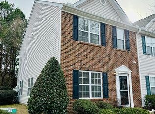 21 Edgebrook Cir, Durham, NC 27703