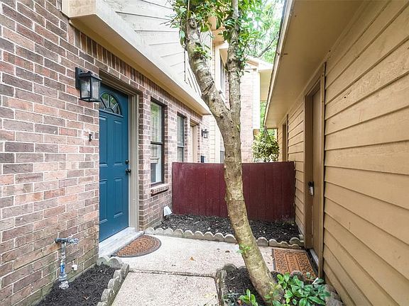 3rd image of 2807 Elm Grove Ct