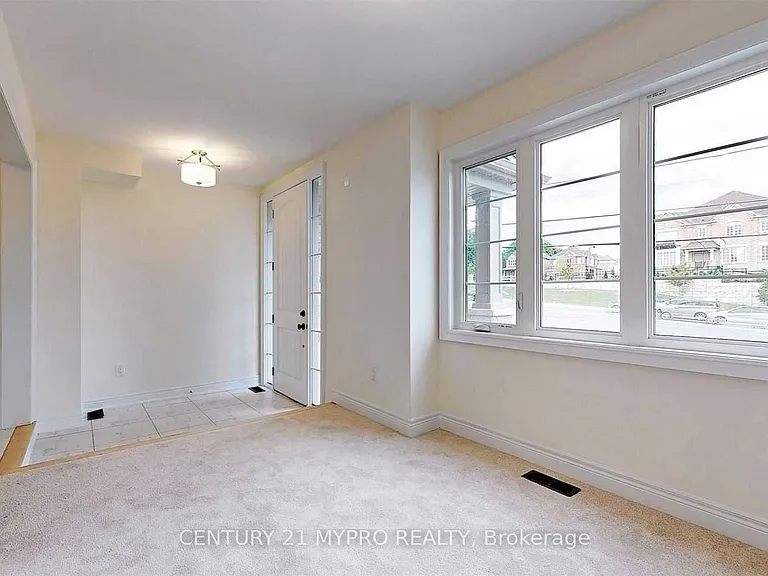 9374 Kennedy Rd — Photo 4