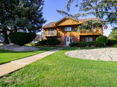 9532 Keilman St APT 2N, Saint John, IN, 46373