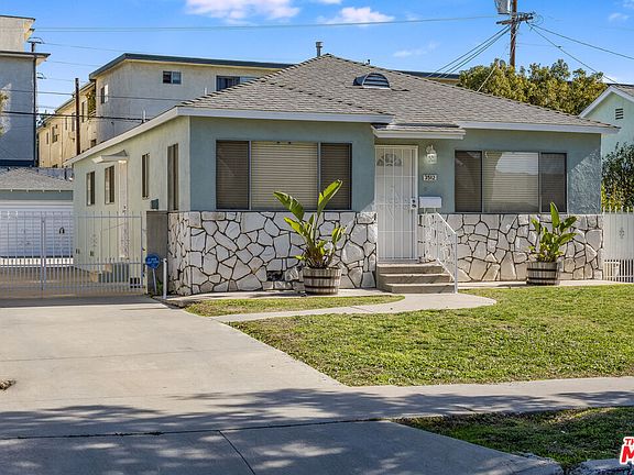 2nd image of 3512 Corinth Ave