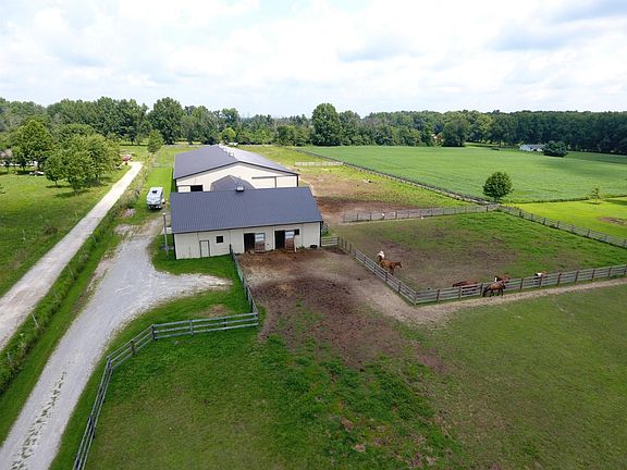 2nd image of 7190 Ross Rd